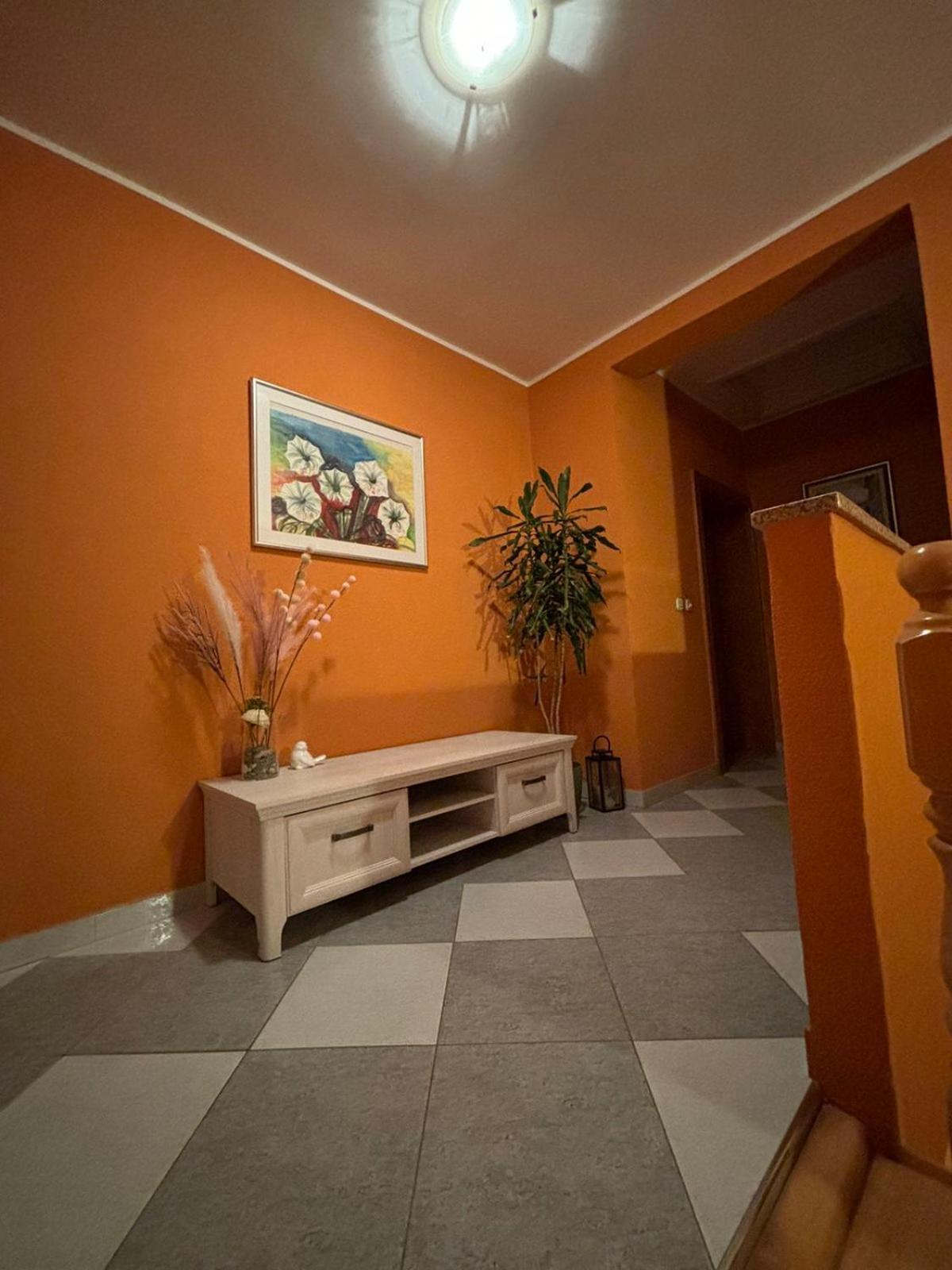 Apartment And Room Marlen ロヴィンスコ・セロ エクステリア 写真
